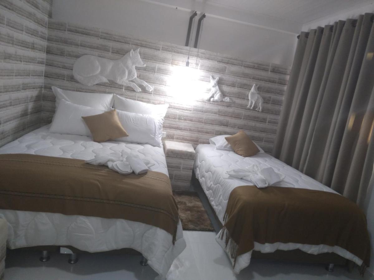 אויוני Hotel Nido Del Flamenco מראה חיצוני תמונה